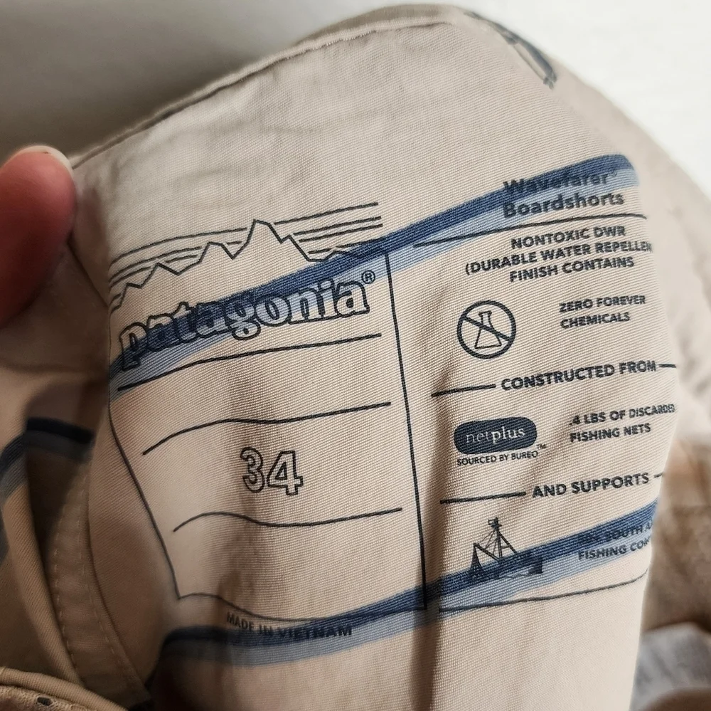 Patagonia Wavefarer Hybrid 18